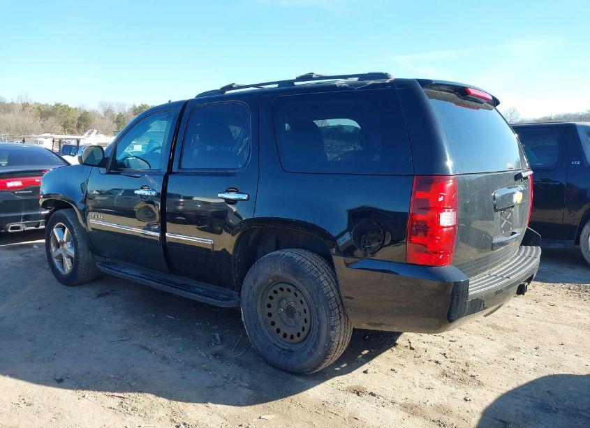 Photo 3 of 2012 Chevrolet Tahoe LTZ (VIN 1GNSCCE04CR282581)