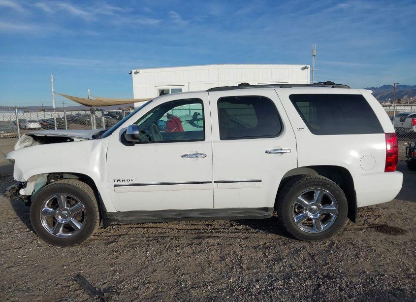 Photo 15 of 2013 Chevrolet Tahoe LTZ (VIN 1GNSCCE04DR123691)