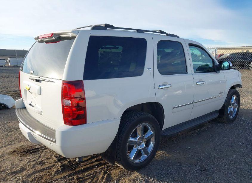 Photo 4 of 2013 Chevrolet Tahoe LTZ (VIN 1GNSCCE04DR123691)