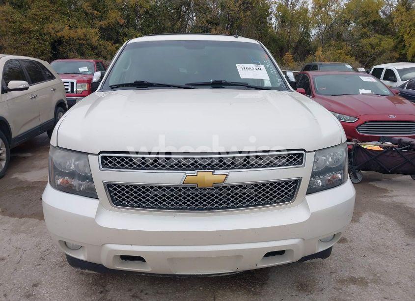 Photo 12 of 2013 Chevrolet Tahoe LTZ (VIN 1GNSCCE04DR191862)