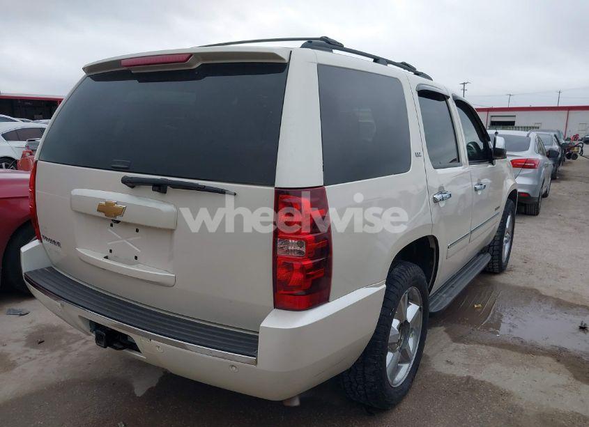 Photo 4 of 2013 Chevrolet Tahoe LTZ (VIN 1GNSCCE04DR191862)