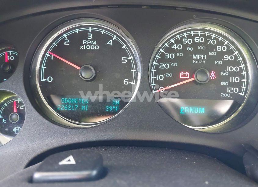 Photo 7 of 2013 Chevrolet Tahoe LTZ (VIN 1GNSCCE04DR191862)