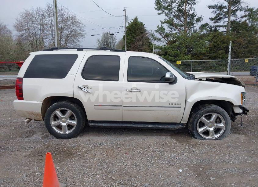 Photo 13 of 2014 Chevrolet Tahoe LTZ (VIN 1GNSCCE05ER101331)