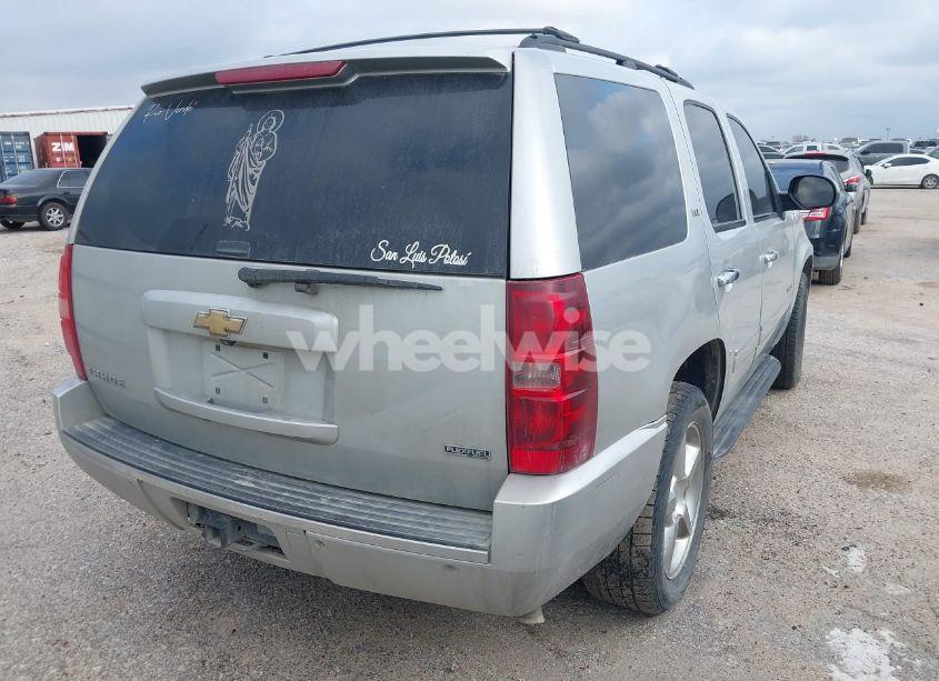 Photo 4 of 2011 Chevrolet Tahoe LTZ (VIN 1GNSCCE06BR110406)