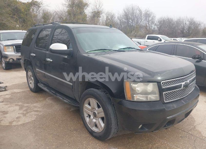 2011 Chevrolet Tahoe LTZ (VIN 1GNSCCE06BR394250) main photo