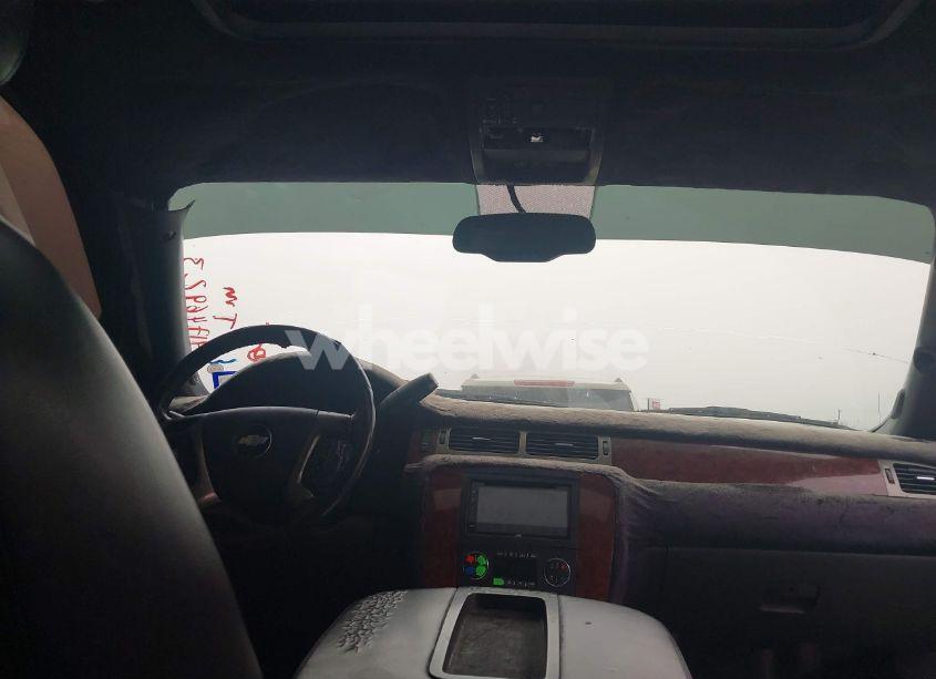 Photo 19 of 2011 Chevrolet Tahoe LTZ (VIN 1GNSCCE06BR394250)