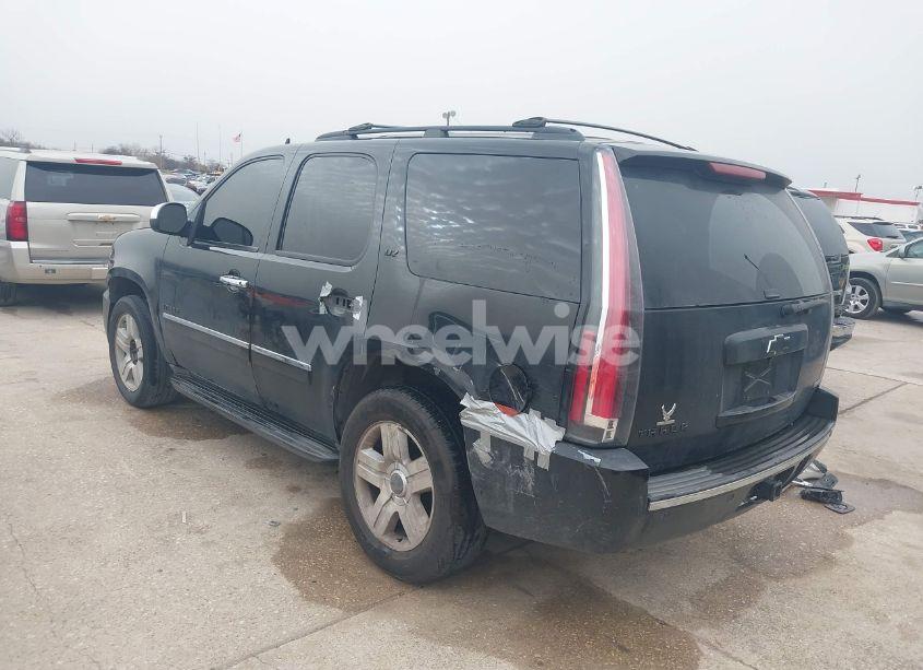 Photo 3 of 2011 Chevrolet Tahoe LTZ (VIN 1GNSCCE06BR394250)