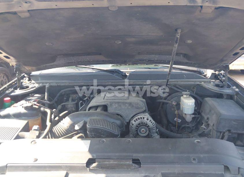 Photo 10 of 2012 Chevrolet Tahoe LTZ (VIN 1GNSCCE07CR283675)