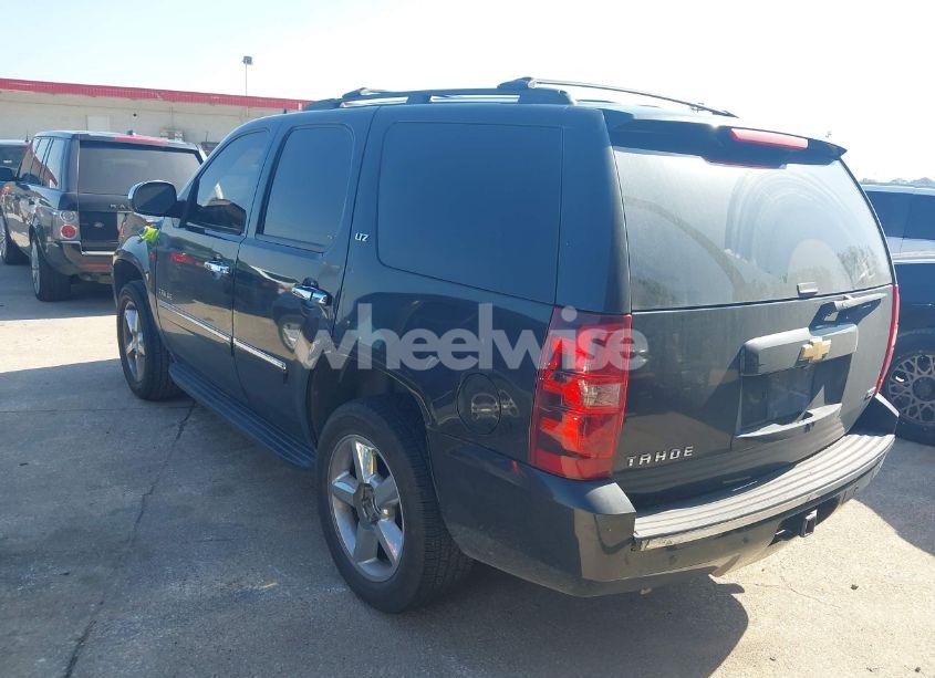 Photo 3 of 2012 Chevrolet Tahoe LTZ (VIN 1GNSCCE07CR283675)