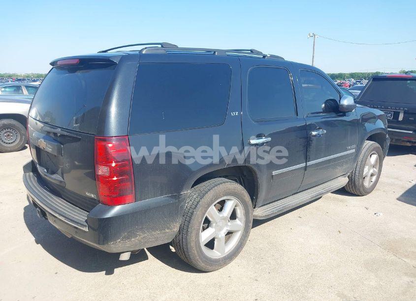 Photo 4 of 2012 Chevrolet Tahoe LTZ (VIN 1GNSCCE07CR283675)