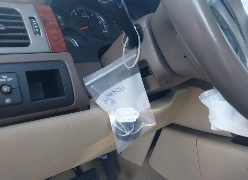 Photo 18 of 2014 Chevrolet Tahoe LTZ (VIN 1GNSCCE07ER139899)