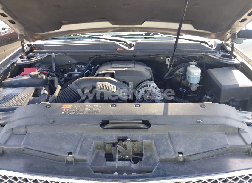 Photo 10 of 2012 Chevrolet Tahoe LTZ (VIN 1GNSCCE08CR297245)