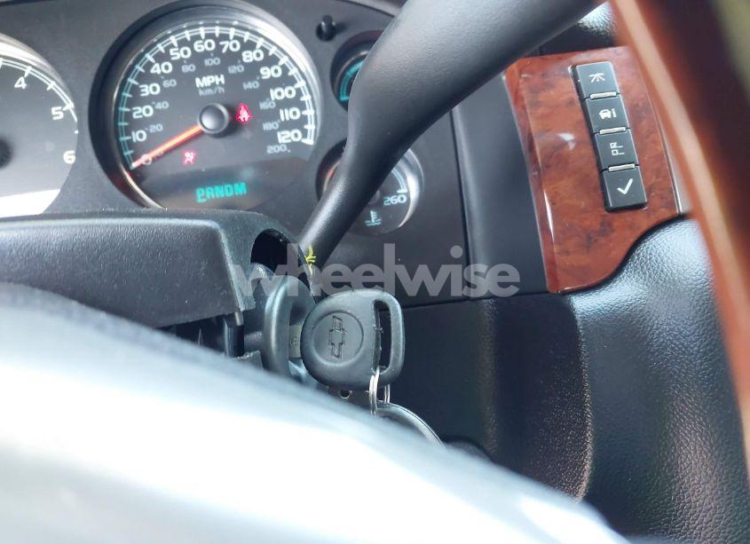 Photo 11 of 2012 Chevrolet Tahoe LTZ (VIN 1GNSCCE08CR297245)