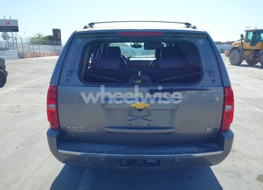 Photo 16 of 2012 Chevrolet Tahoe LTZ (VIN 1GNSCCE08CR297245)