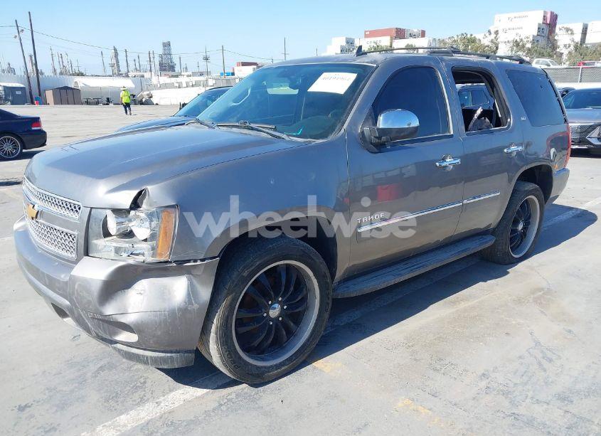 Photo 2 of 2012 Chevrolet Tahoe LTZ (VIN 1GNSCCE08CR297245)
