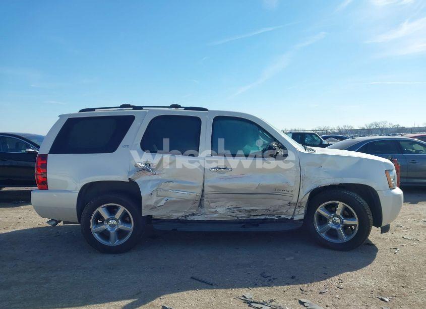 Photo 13 of 2013 Chevrolet Tahoe LTZ (VIN 1GNSCCE08DR194392)