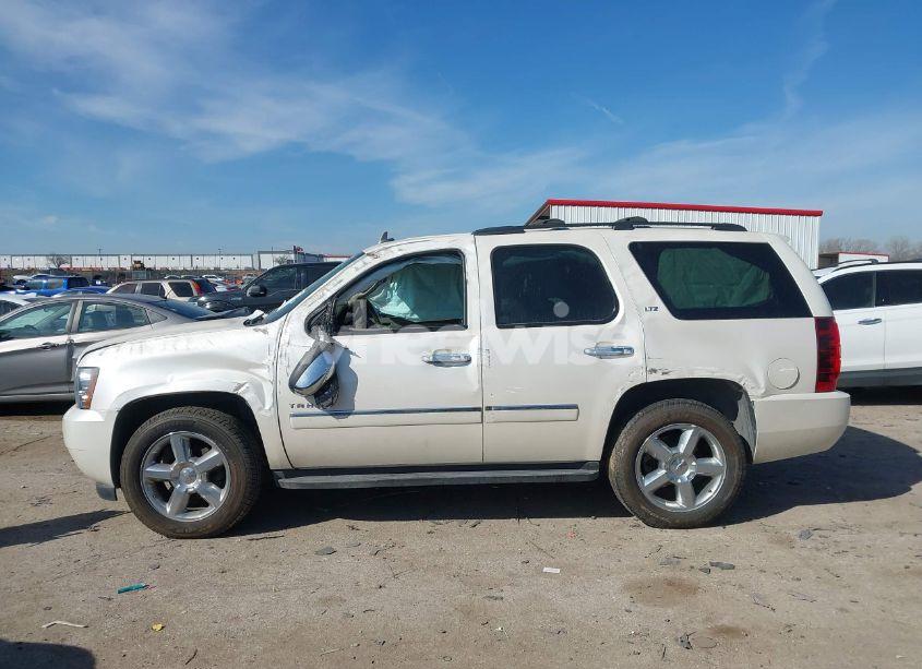 Photo 14 of 2013 Chevrolet Tahoe LTZ (VIN 1GNSCCE08DR194392)