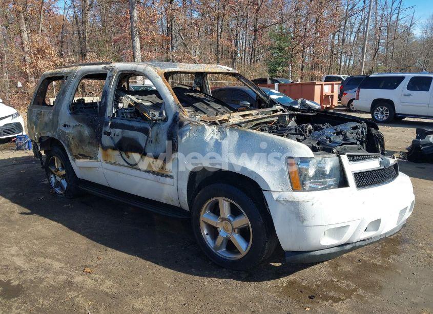 2014 Chevrolet Tahoe LTZ (VIN 1GNSCCE09ER143369) main photo