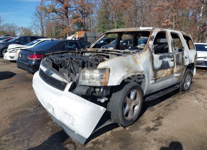 Photo 6 of 2014 Chevrolet Tahoe LTZ (VIN 1GNSCCE09ER143369)