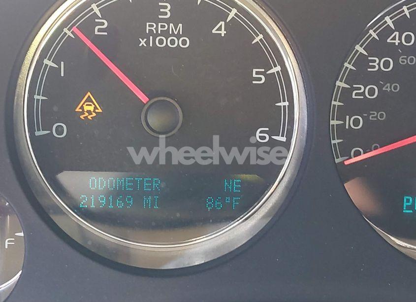 Photo 15 of 2011 Chevrolet Tahoe LTZ (VIN 1GNSCCE0XBR366774)