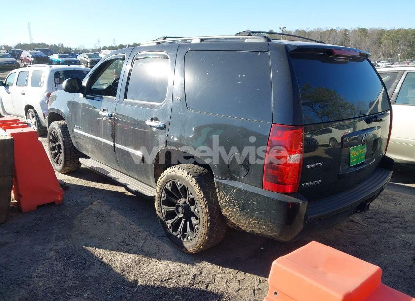 Photo 3 of 2011 Chevrolet Tahoe LTZ (VIN 1GNSCCE0XBR366774)