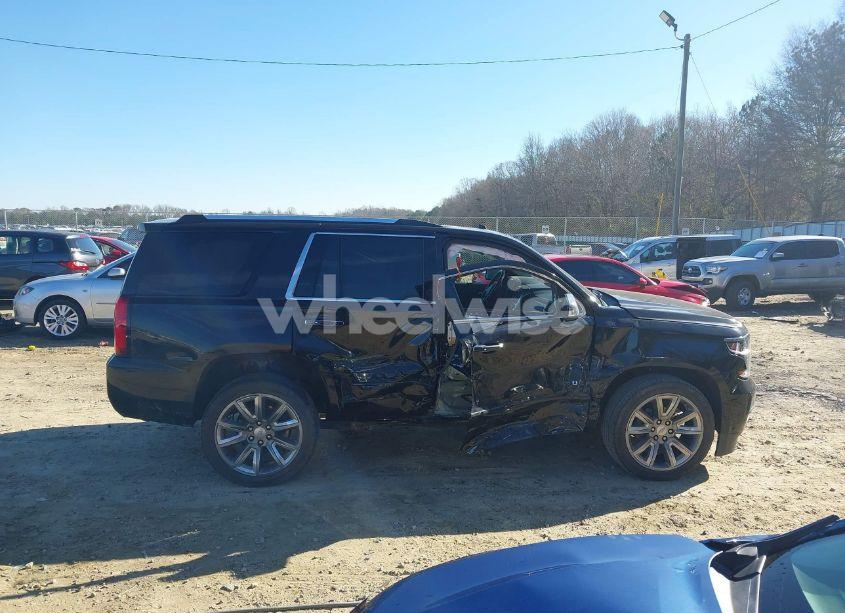 Photo 13 of 2019 Chevrolet Tahoe PREMIER (VIN 1GNSCCKC0KR296975)