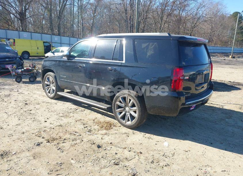 Photo 3 of 2019 Chevrolet Tahoe PREMIER (VIN 1GNSCCKC0KR296975)