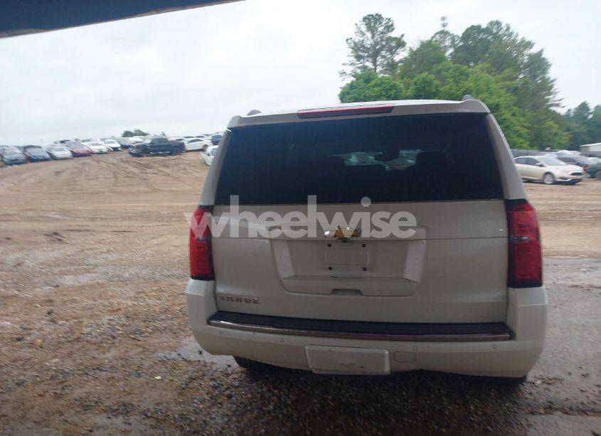 Photo 16 of 2015 Chevrolet Tahoe LTZ (VIN 1GNSCCKC1FR265370)