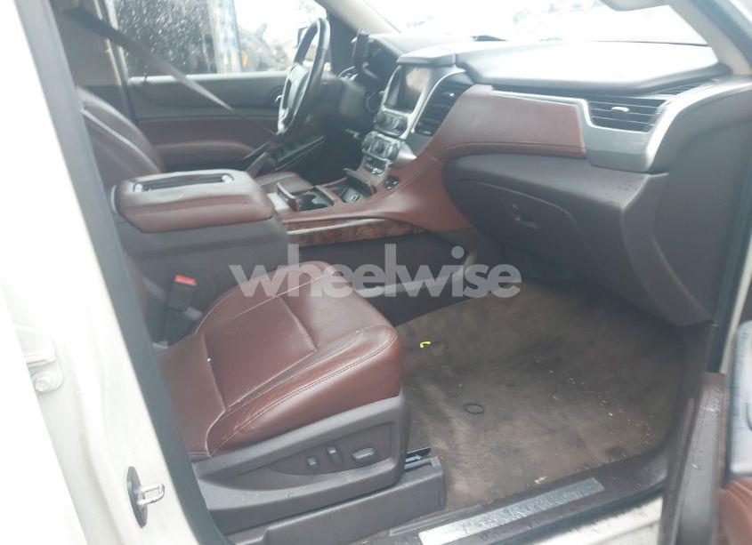 Photo 5 of 2015 Chevrolet Tahoe LTZ (VIN 1GNSCCKC1FR265370)