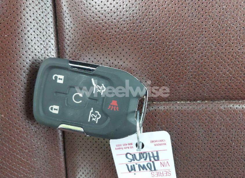 Photo 11 of 2016 Chevrolet Tahoe LTZ (VIN 1GNSCCKC1GR191417)