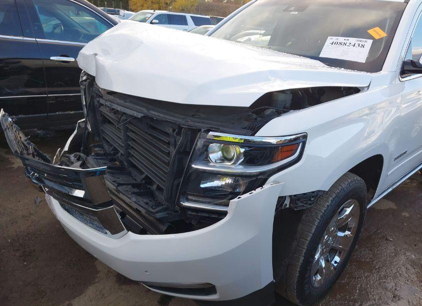 Photo 6 of 2018 Chevrolet Tahoe PREMIER (VIN 1GNSCCKC1JR257536)