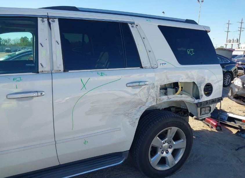 Photo 6 of 2015 Chevrolet Tahoe LTZ (VIN 1GNSCCKC2FR232281)