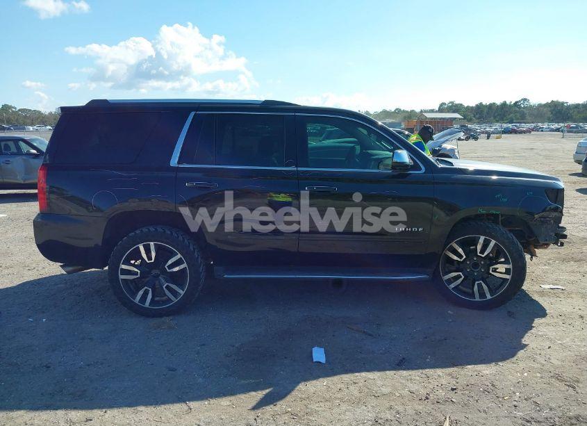 Photo 13 of 2018 Chevrolet Tahoe PREMIER (VIN 1GNSCCKC2JR166582)