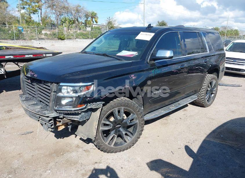 Photo 2 of 2018 Chevrolet Tahoe PREMIER (VIN 1GNSCCKC2JR166582)