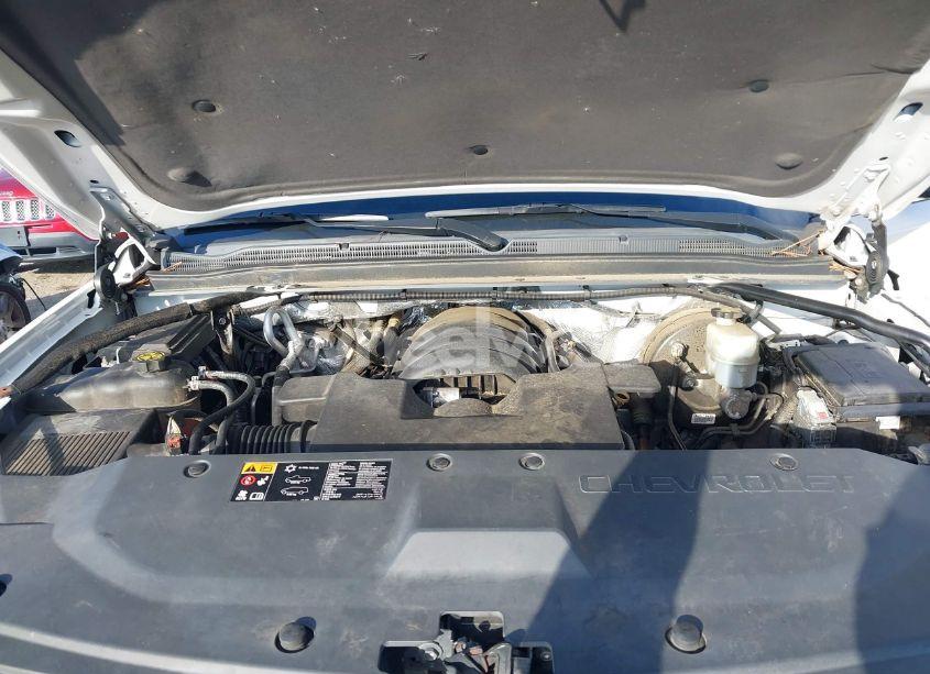 Photo 10 of 2016 Chevrolet Tahoe LTZ (VIN 1GNSCCKC3GR175607)