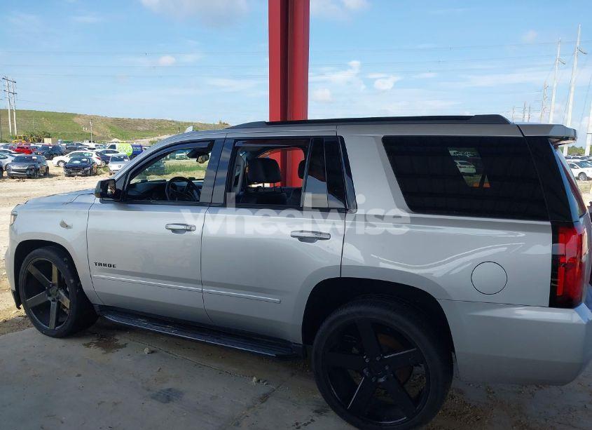 Photo 14 of 2018 Chevrolet Tahoe PREMIER (VIN 1GNSCCKC3JR104463)