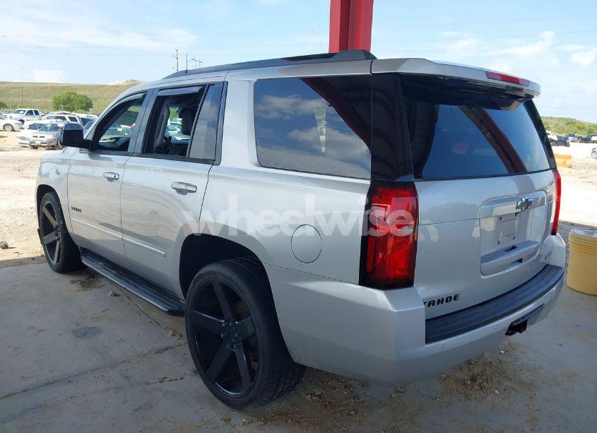 Photo 3 of 2018 Chevrolet Tahoe PREMIER (VIN 1GNSCCKC3JR104463)