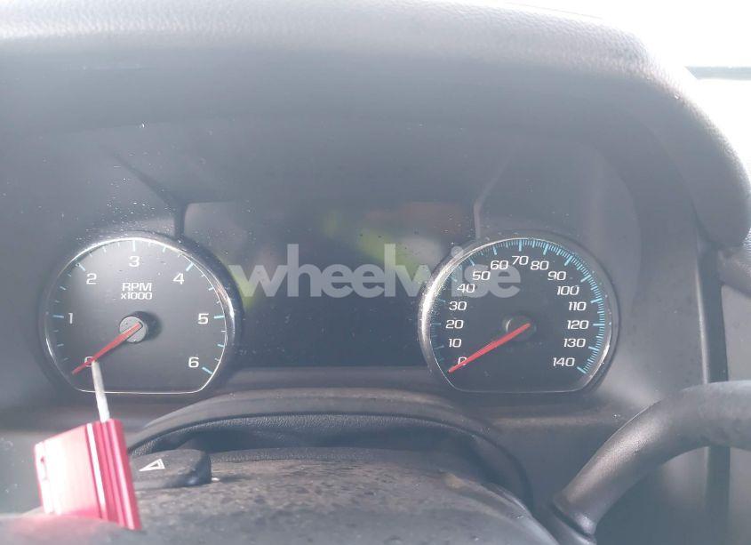 Photo 7 of 2018 Chevrolet Tahoe PREMIER (VIN 1GNSCCKC3JR104463)