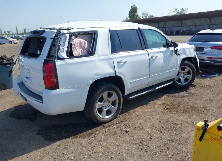 Photo 4 of 2020 Chevrolet Tahoe 2WD PREMIER (VIN 1GNSCCKC3LR153004)
