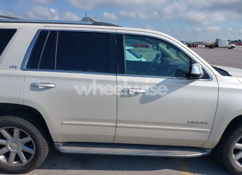 Photo 13 of 2015 Chevrolet Tahoe LTZ (VIN 1GNSCCKC4FR142856)