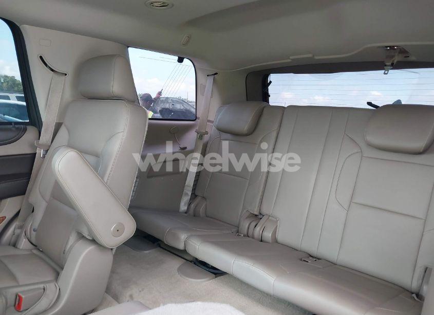 Photo 8 of 2015 Chevrolet Tahoe LTZ (VIN 1GNSCCKC4FR142856)