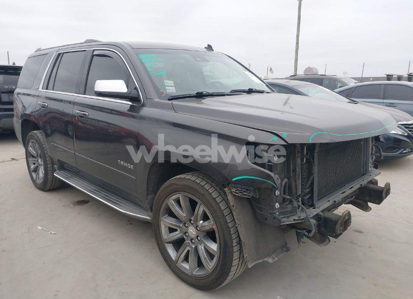 2015 Chevrolet Tahoe LTZ (VIN 1GNSCCKC6FR262769) main photo