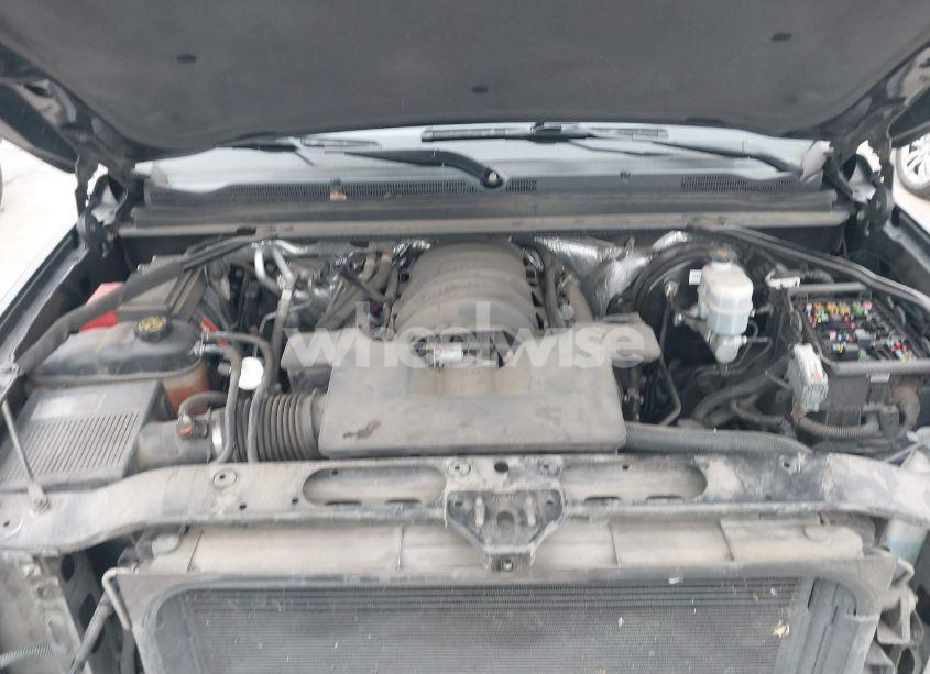 Photo 10 of 2015 Chevrolet Tahoe LTZ (VIN 1GNSCCKC6FR262769)