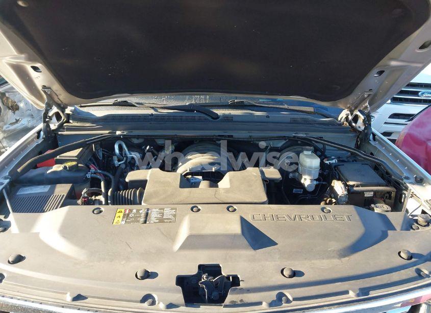 Photo 10 of 2019 Chevrolet Tahoe PREMIER (VIN 1GNSCCKC6KR209032)