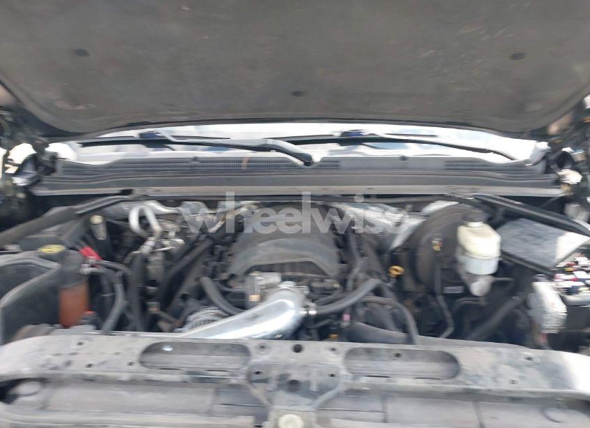 Photo 10 of 2015 Chevrolet Tahoe LTZ (VIN 1GNSCCKC7FR746028)