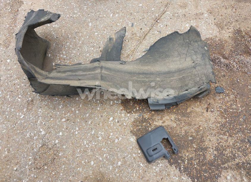 Photo 12 of 2018 Chevrolet Tahoe PREMIER (VIN 1GNSCCKC7JR304598)