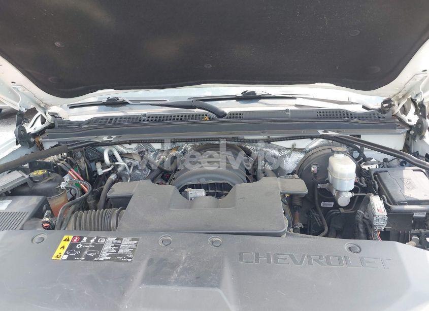 Photo 10 of 2018 Chevrolet Tahoe PREMIER (VIN 1GNSCCKC8JR257470)