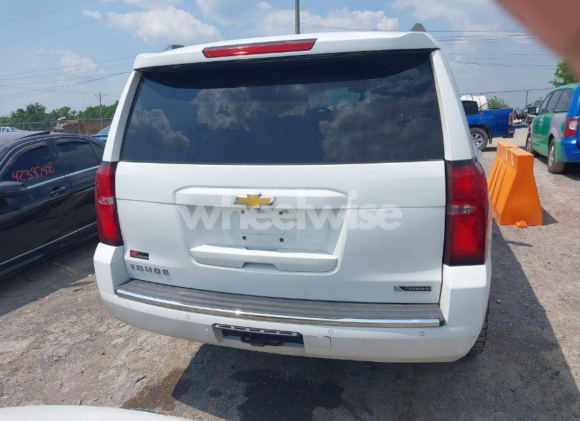Photo 16 of 2018 Chevrolet Tahoe PREMIER (VIN 1GNSCCKC8JR257470)