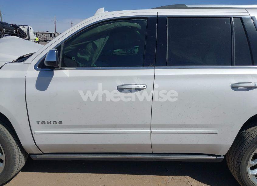 Photo 14 of 2019 Chevrolet Tahoe PREMIER (VIN 1GNSCCKC9KR256636)
