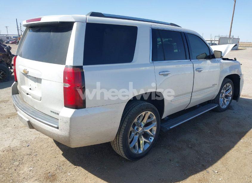 Photo 4 of 2019 Chevrolet Tahoe PREMIER (VIN 1GNSCCKC9KR256636)